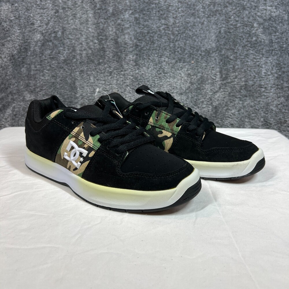 DC Skate Shoes Mens Lynx Zero Sneakers Size 8 Black with Camo and Some Yellowing